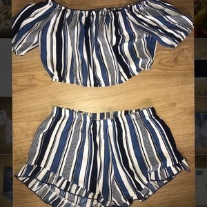 Two piece blue stripped crop top & shorts set